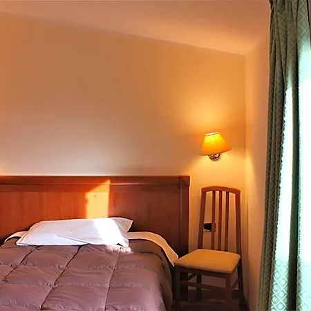 Santa Lucia Hotel 3*