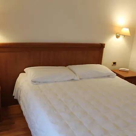 Santa Lucia Otel Bastia Umbra