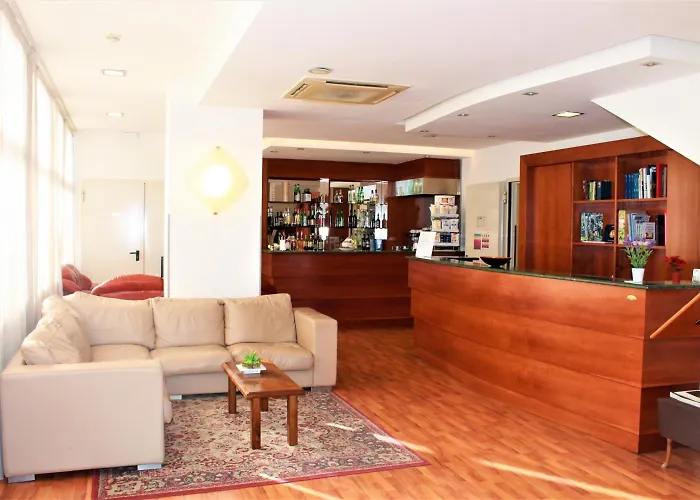 Santa Lucia 호텔 3*